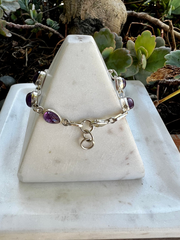 Smooth Jellybean Amethyst in Sterling Silver