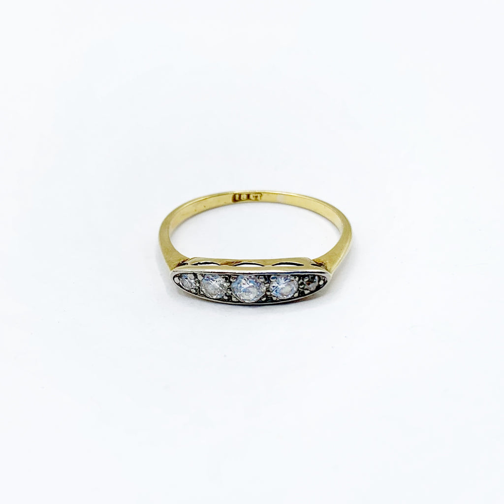 Three Diamonds set in Vintage Bright Gold Intricate Band