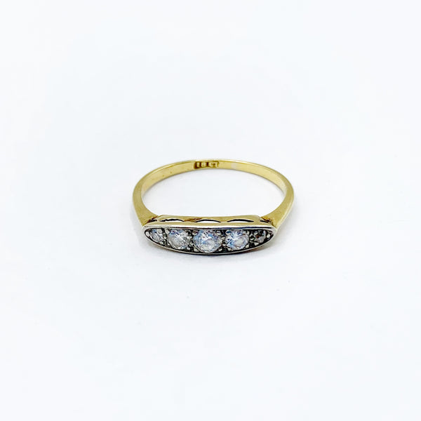 Three Diamonds set in Vintage Bright Gold Intricate Band