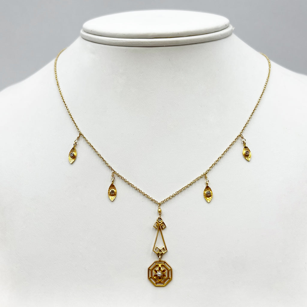 Delicate Renaissance Necklace with Diamond Droplets