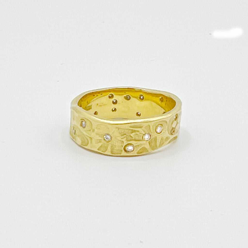 18 Karat Yellow Gold and Diamond Wedding Band