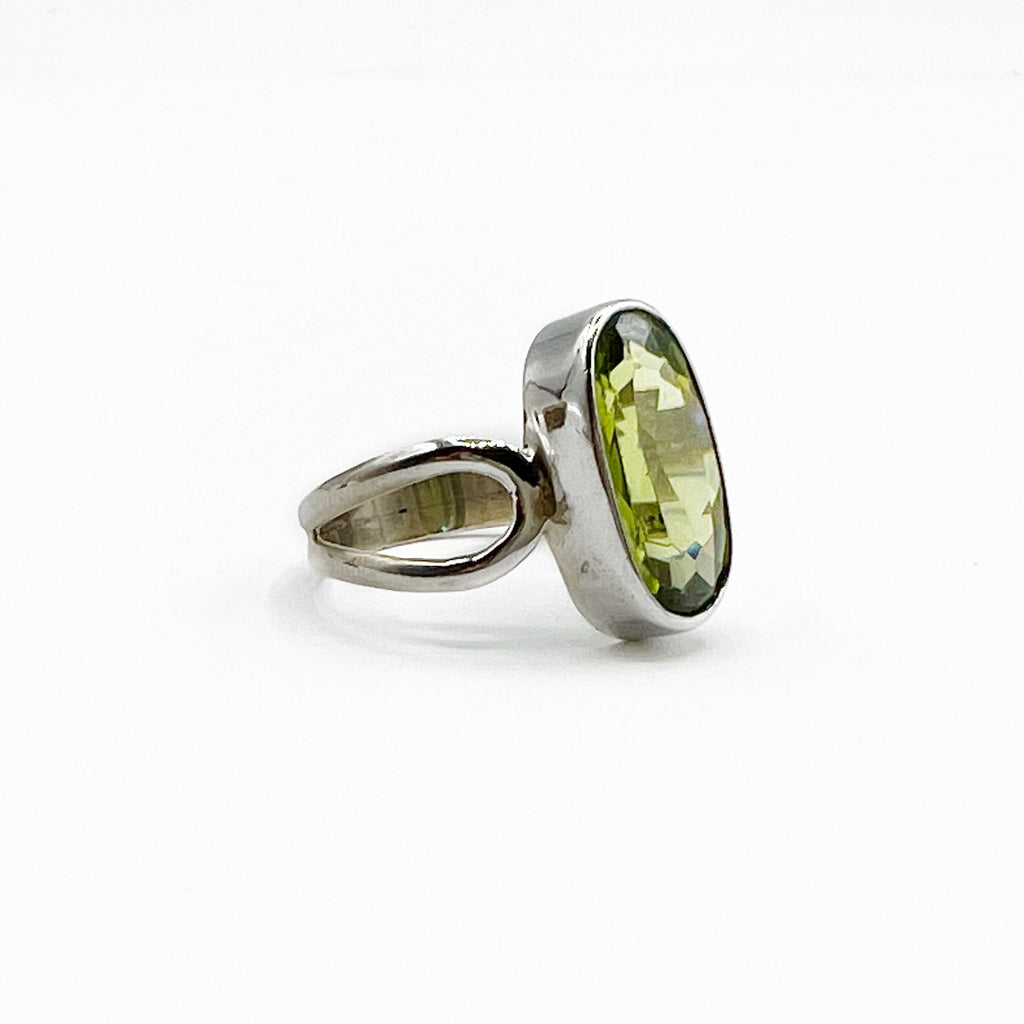 Oval Peridot Ring