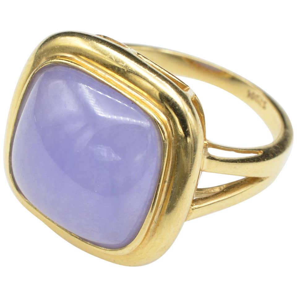 Purple Jade Cabochon Yellow Gold Ring