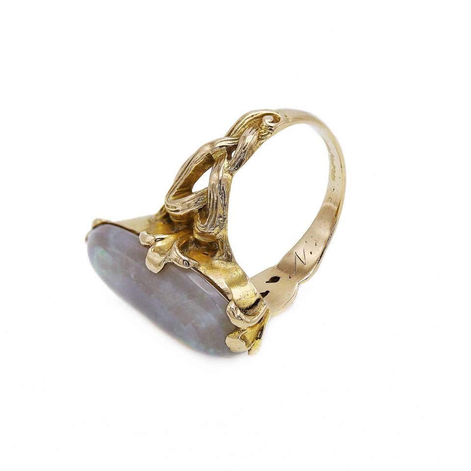 Large Opal on a Carved Circlet of Gold