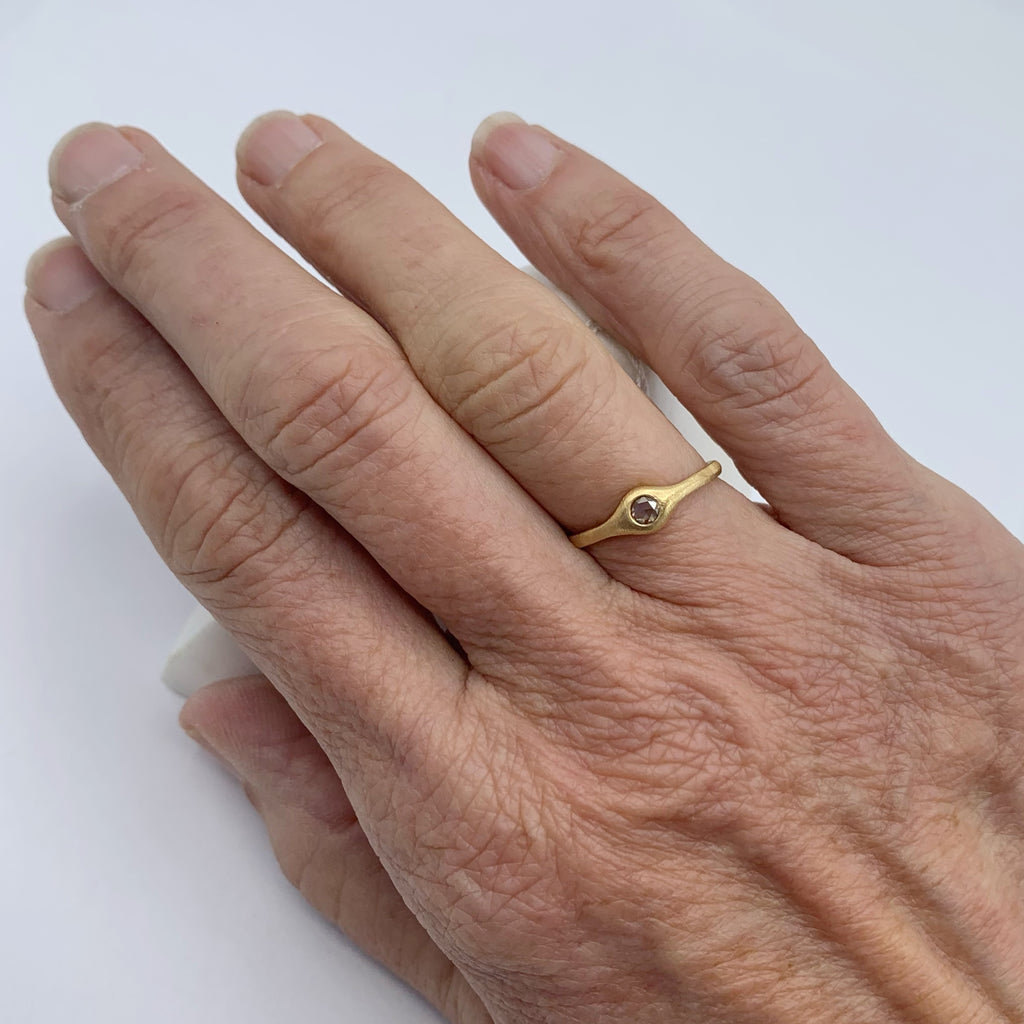 18 Karat Yellow Satin Gold Diamond Ring