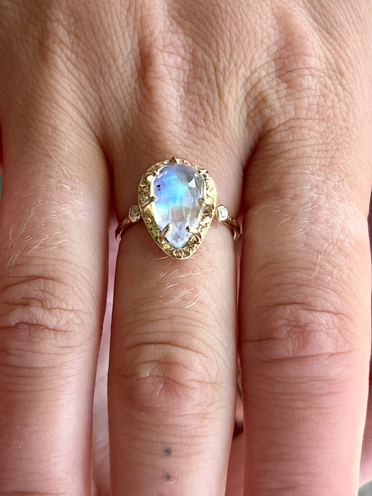 Moonstone Teardrop 14 Karat Yellow Gold with Diamonds Ring