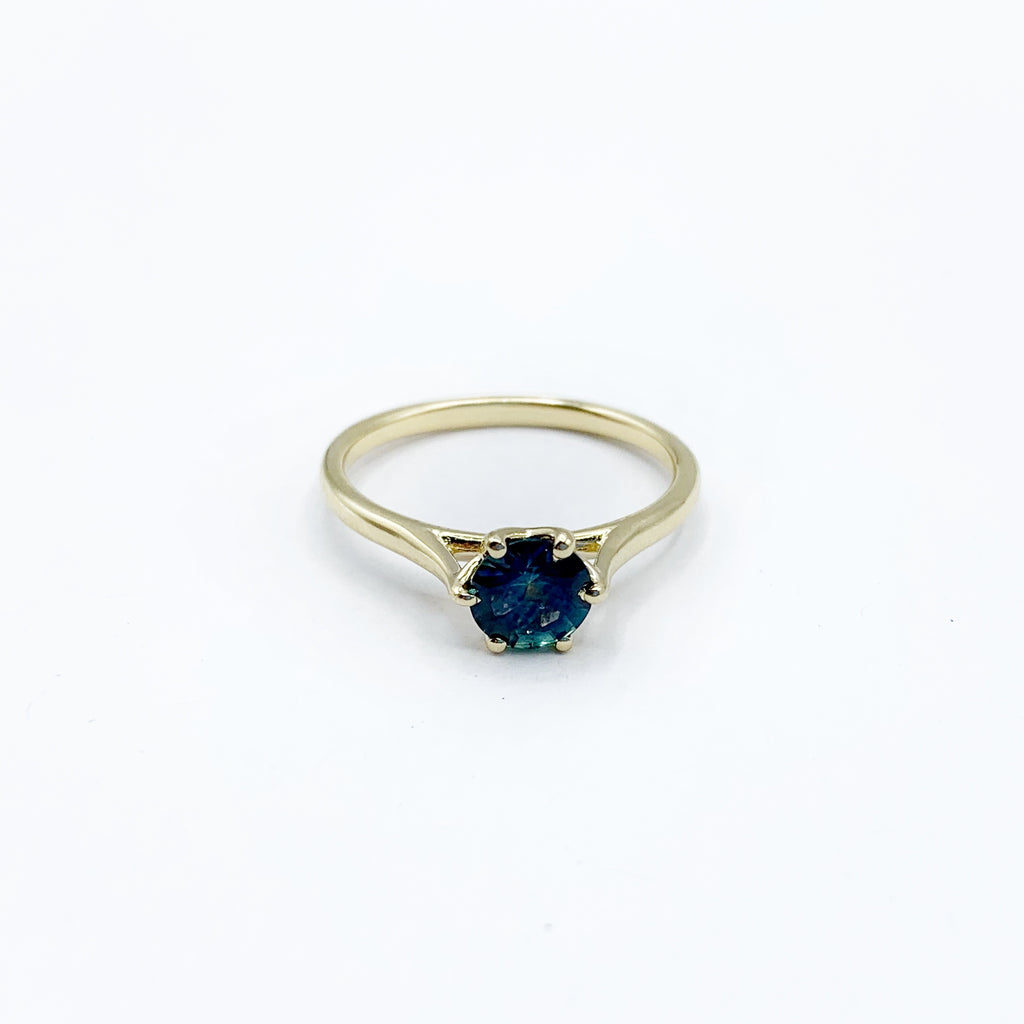 Sapphire Solitaire on a Golden Band