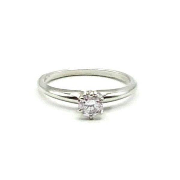 Classic Icy White Gold and Solitaire Diamond