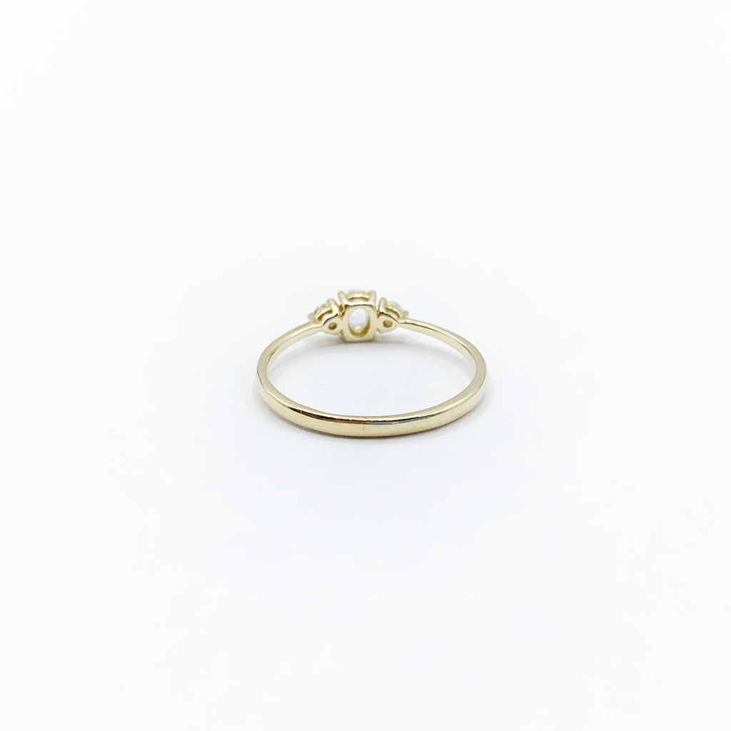 Three Delicate Diamonds  Ring