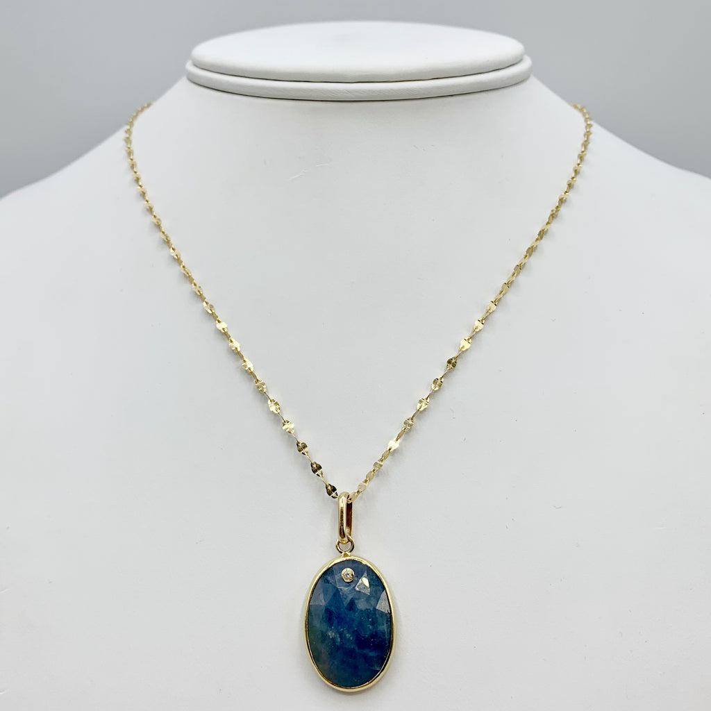 Sapphire Universe and a Diamond Planet
