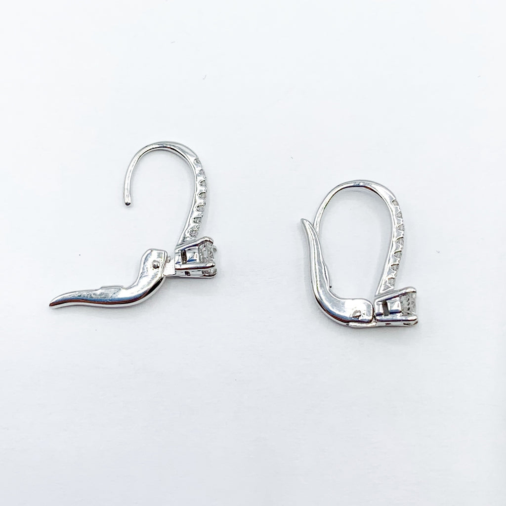 White Diamonds set in White Gold