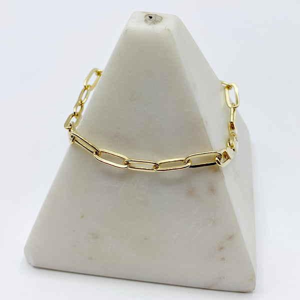 Golden Hoops in a Circle