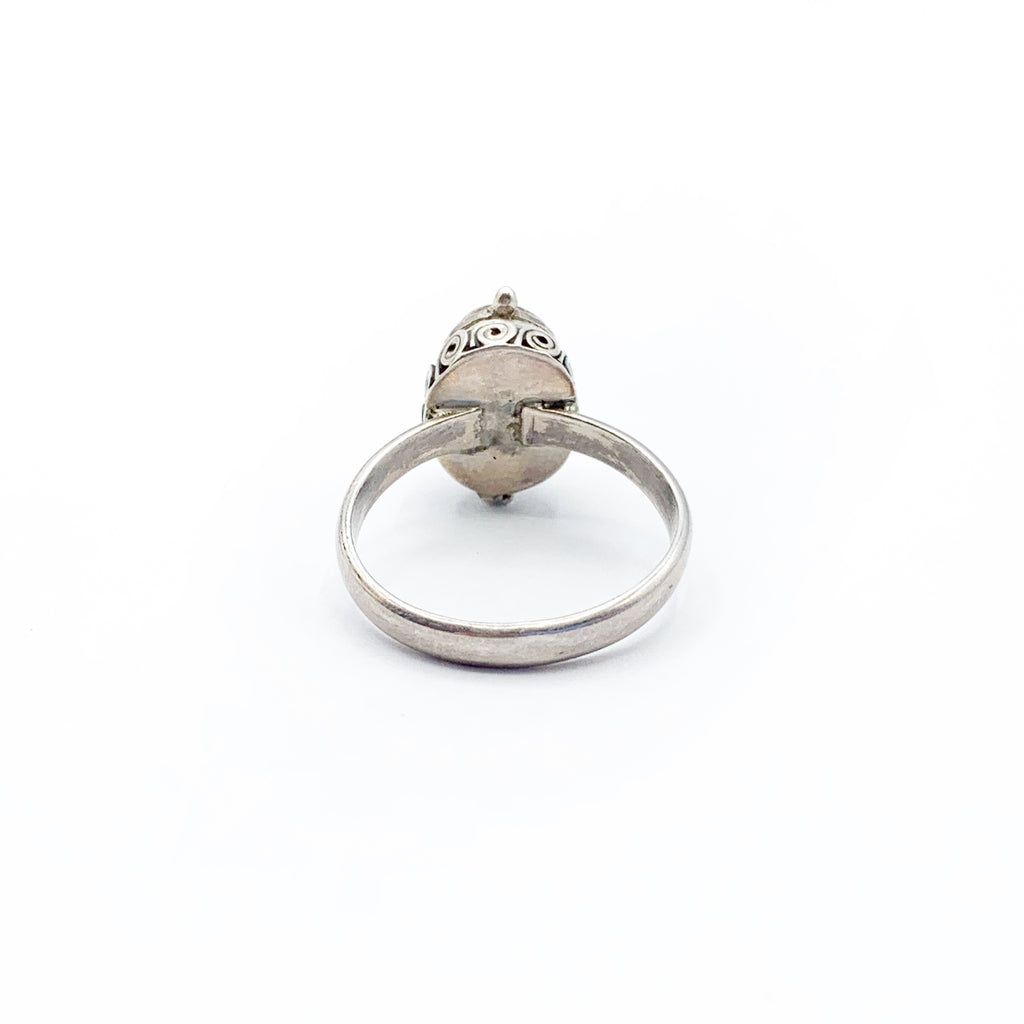 Sterling Silver Oval Peridot Ring
