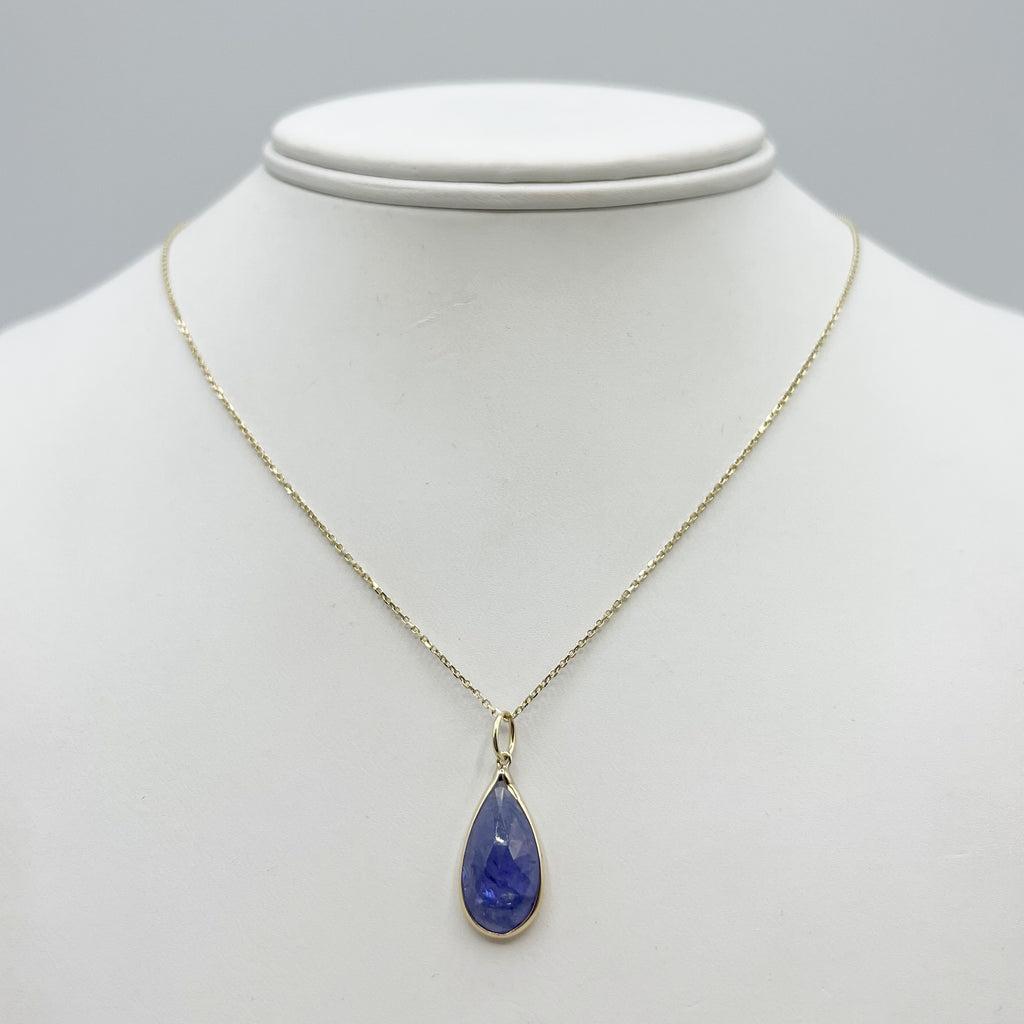 Teardrop Tanzanite with Gold