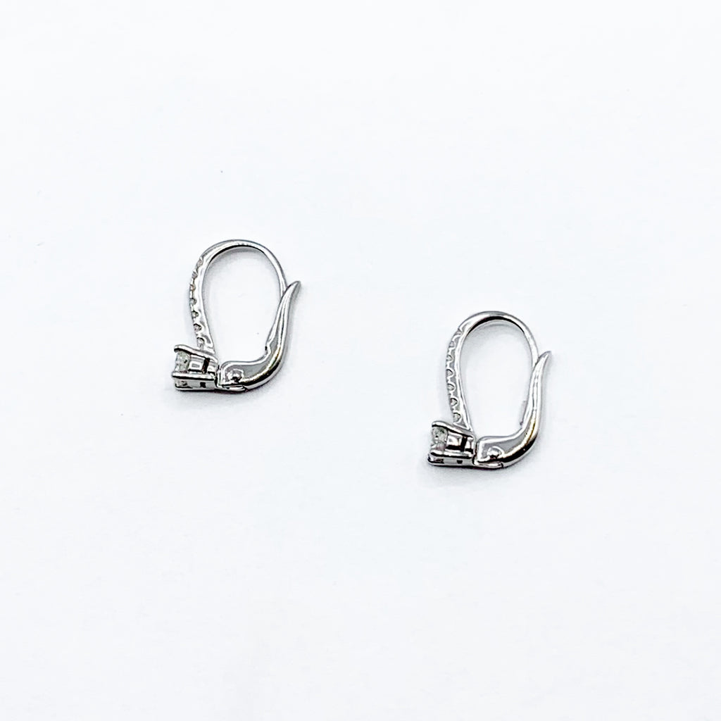 White Diamonds set in White Gold
