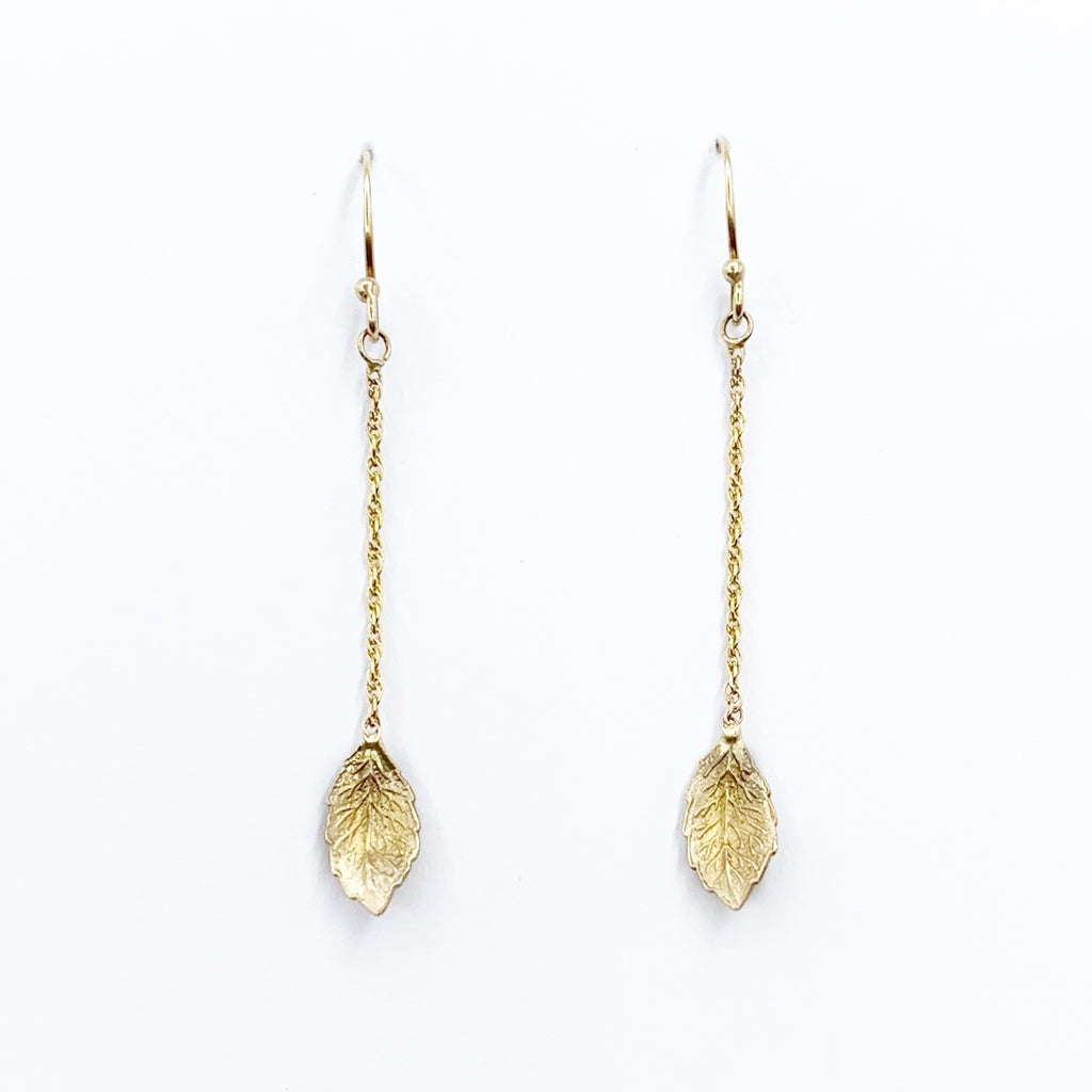 Delicate Golden Leaves